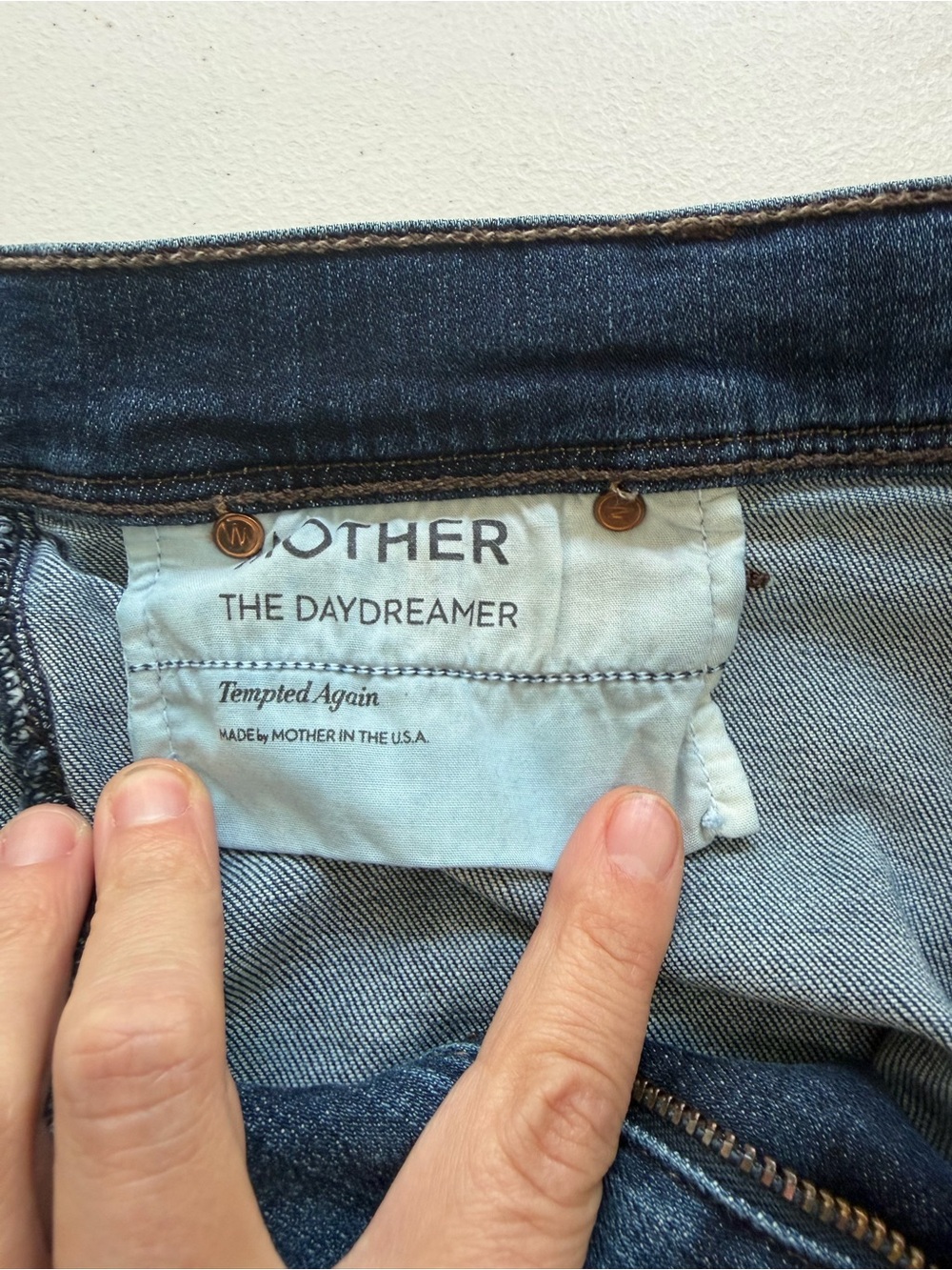 MOTHER The Daydreamer Tempted Again Bootcut Jeans Size 30 - Picture 3 of 10